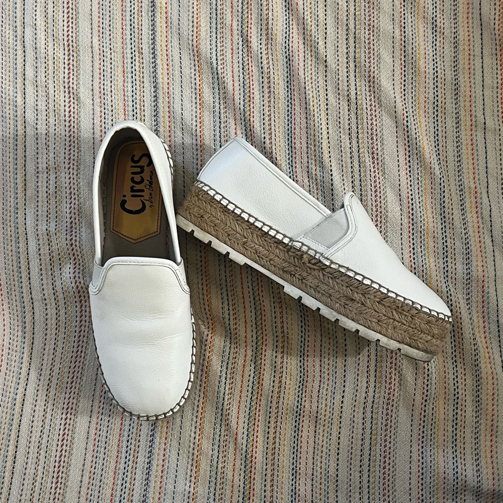 Slip on platform shoes
